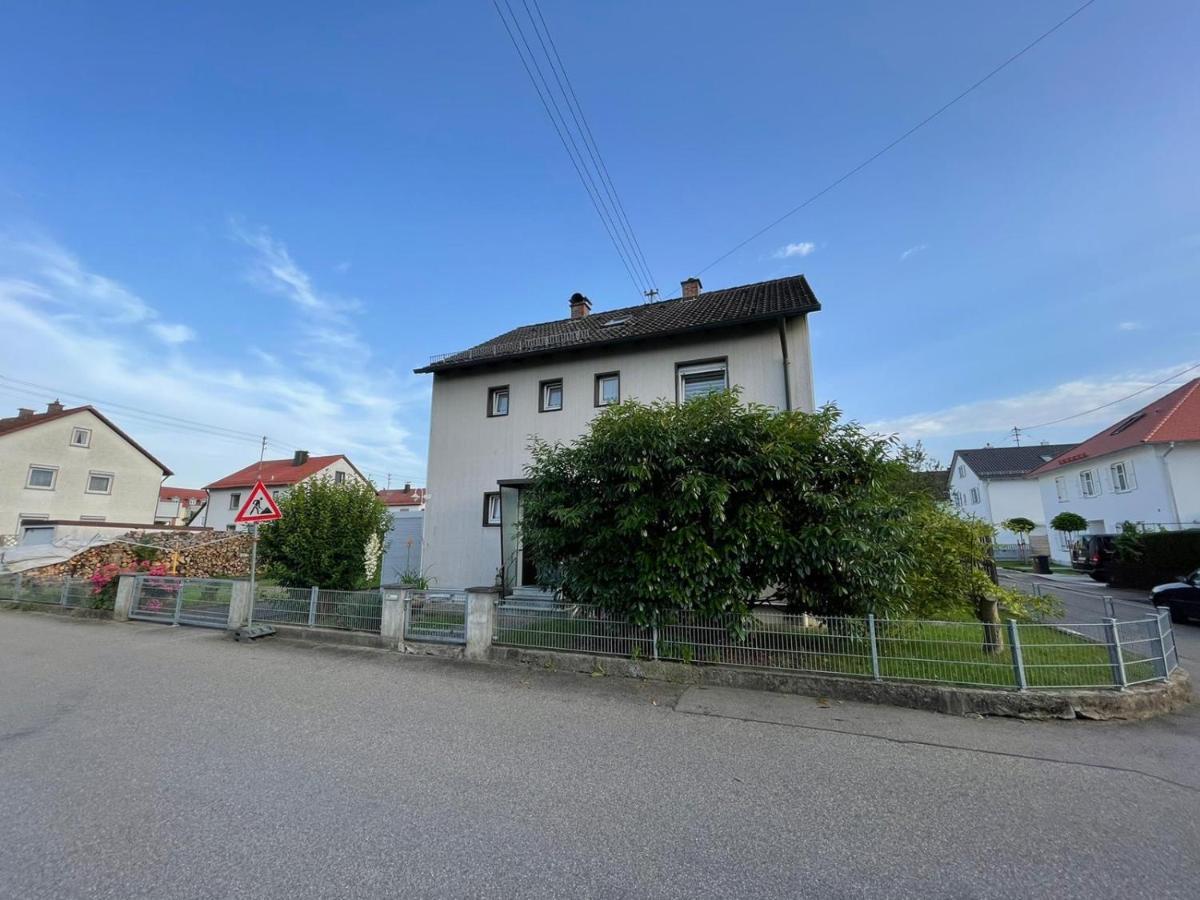 Guntia Apartment Mit Grossem Garten Günzburg Eksteriør billede